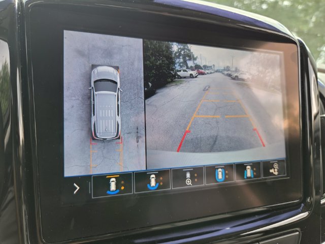 Used 2020 Chevrolet Traverse Premier FWD image 30