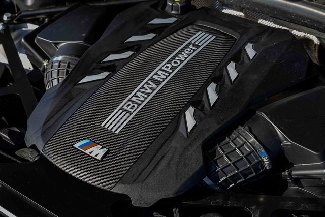 Used 2023 BMW X5 M w/ Competition Package image 31