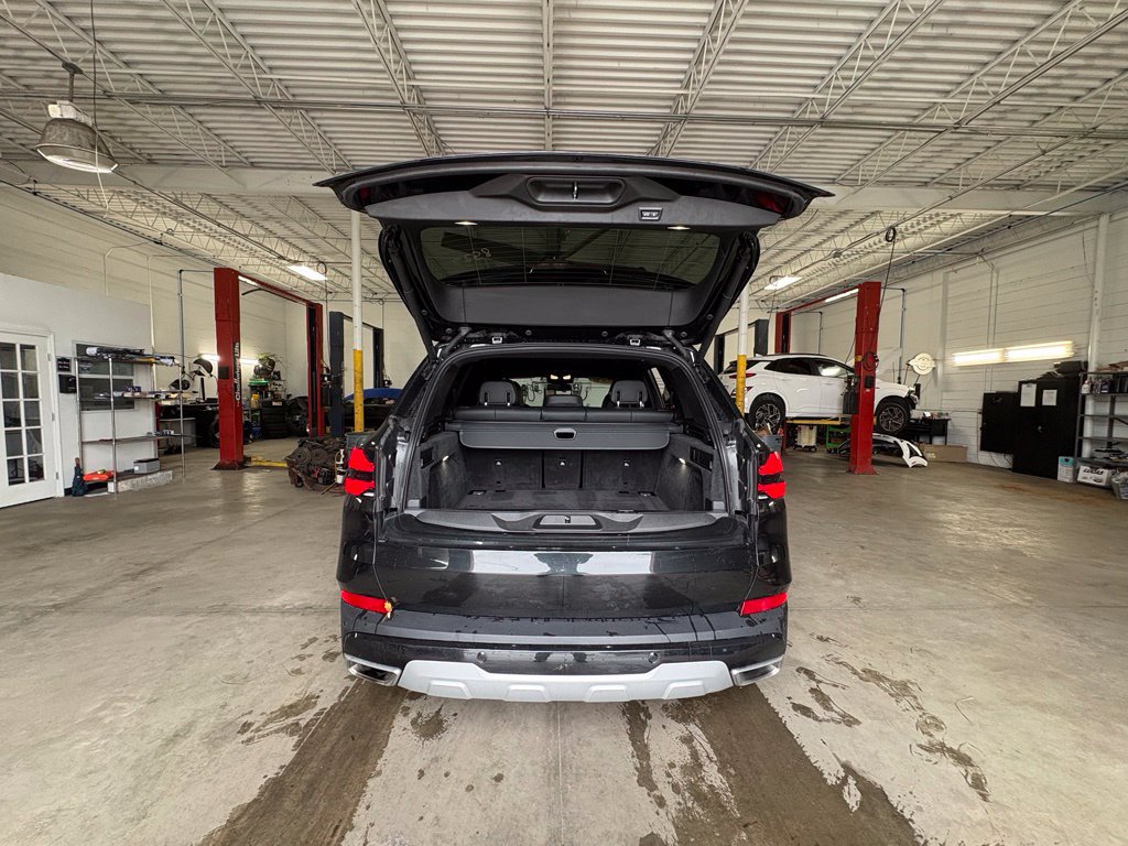 Used 2026 BMW X5 sDrive40i RWD image 16