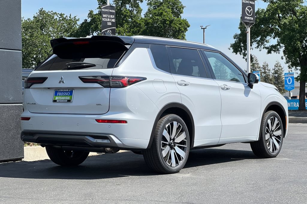 New 2026 Mitsubishi Outlander SEL FWD image 5