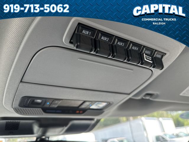 New 2024 Ford F550 4x4 Regular Cab Super Duty image 28