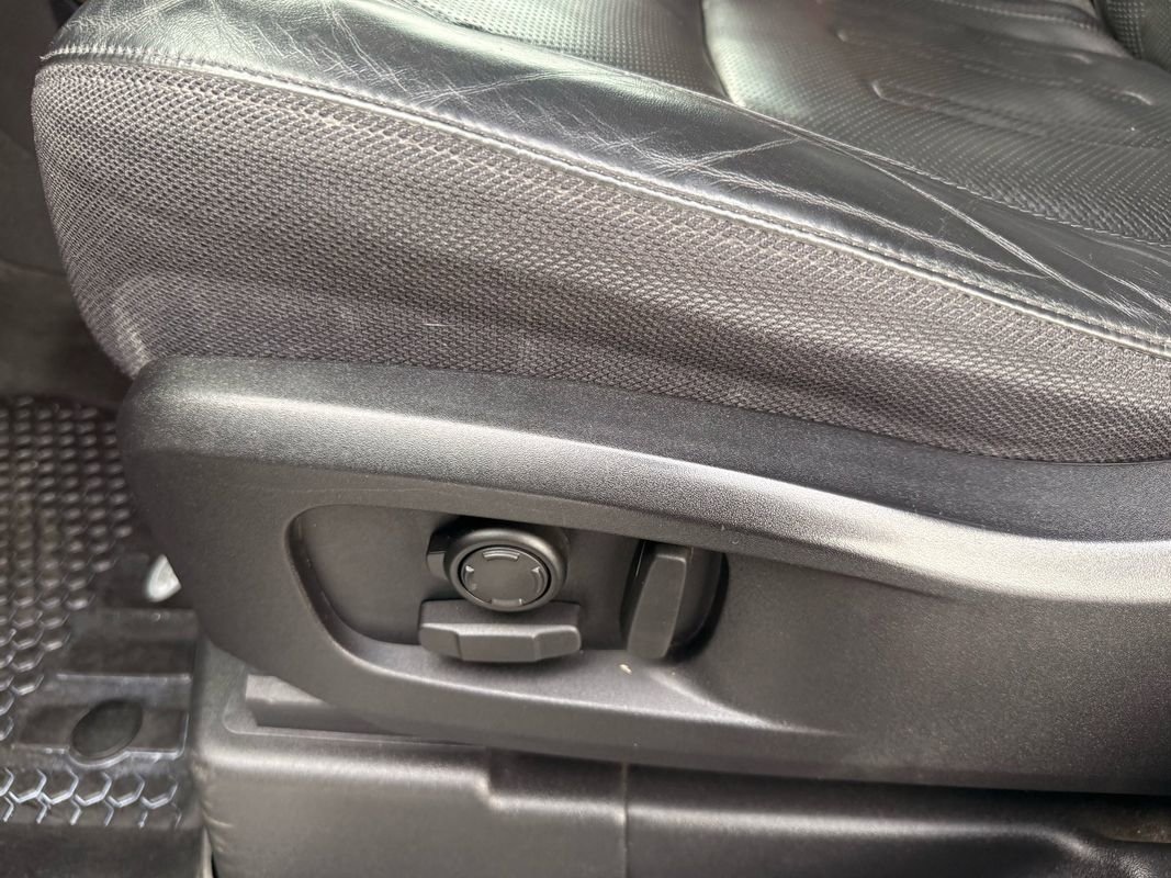 Used 2020 Land Rover Defender 110 X image 17