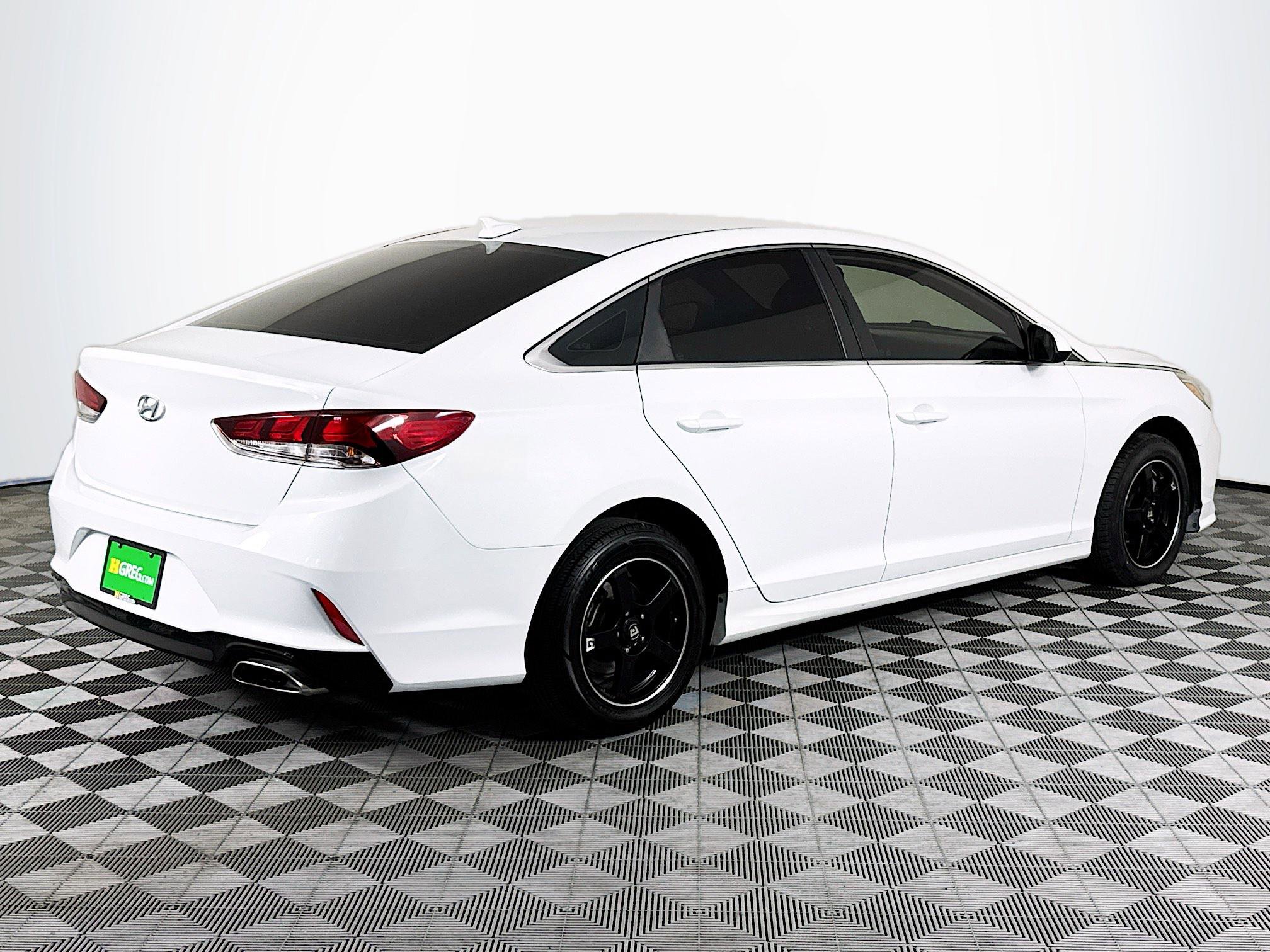 Used 2019 Hyundai Sonata SE image 10