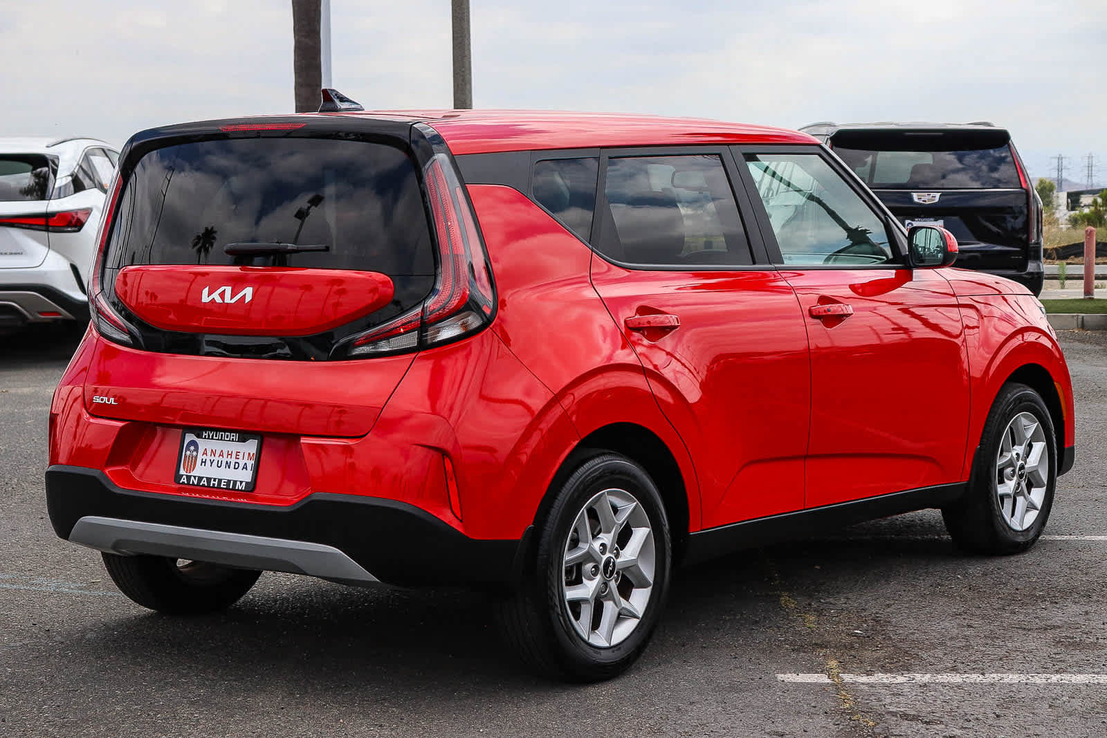 Used 2023 Kia Soul S FWD image 7