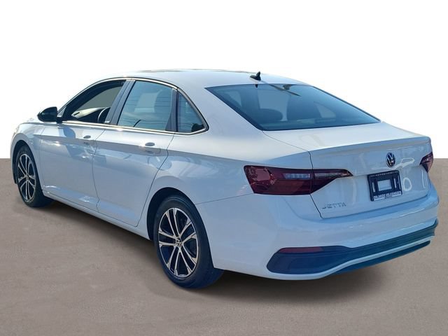 Certified 2024 Volkswagen Jetta Sport FWD image 3