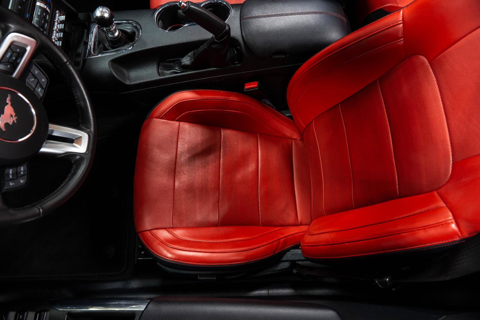 Used 2015 Ford Mustang GT Premium w/ Equipment Group 401A image 65