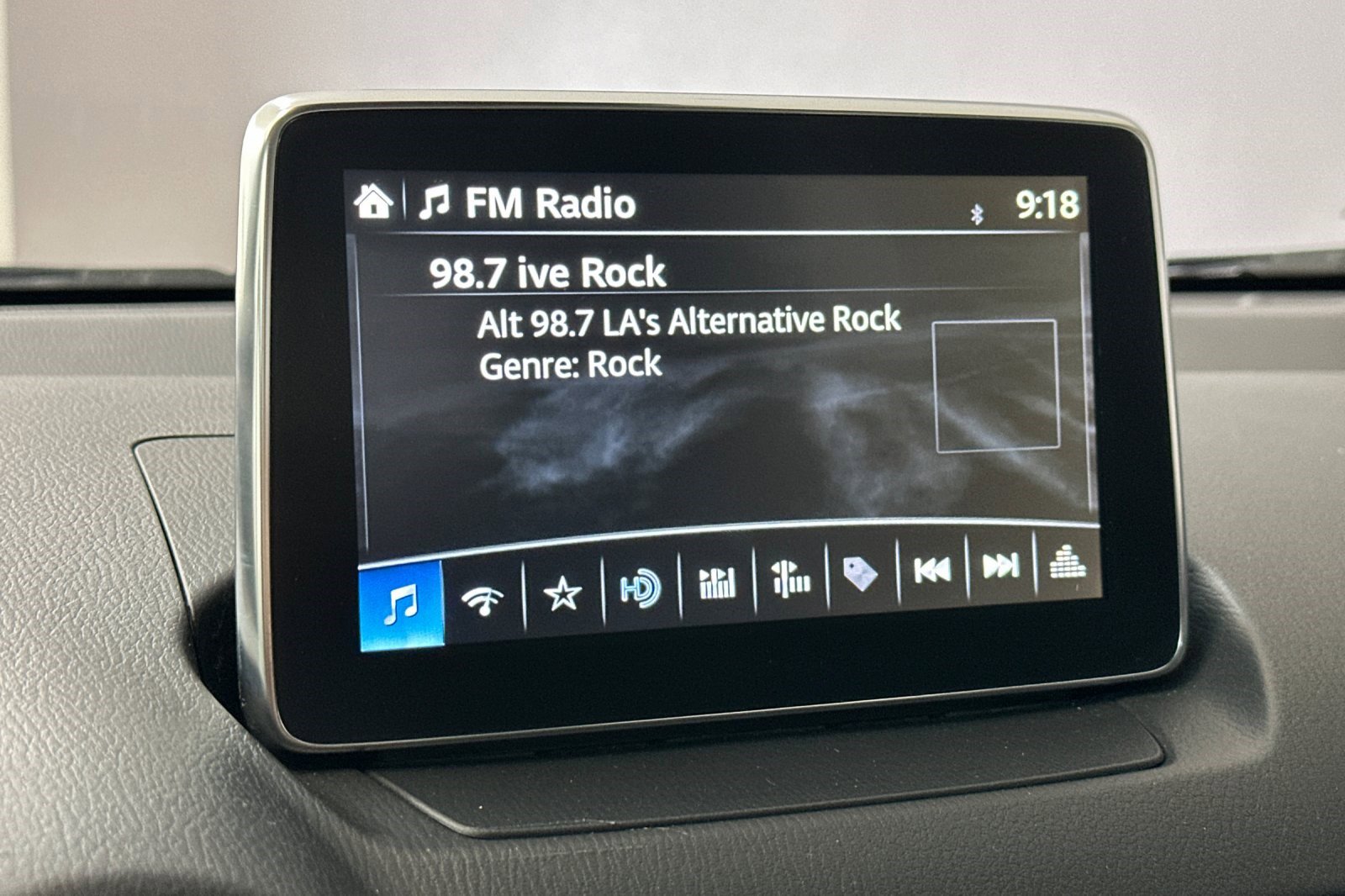 Used 2017 Toyota Yaris iA image 22