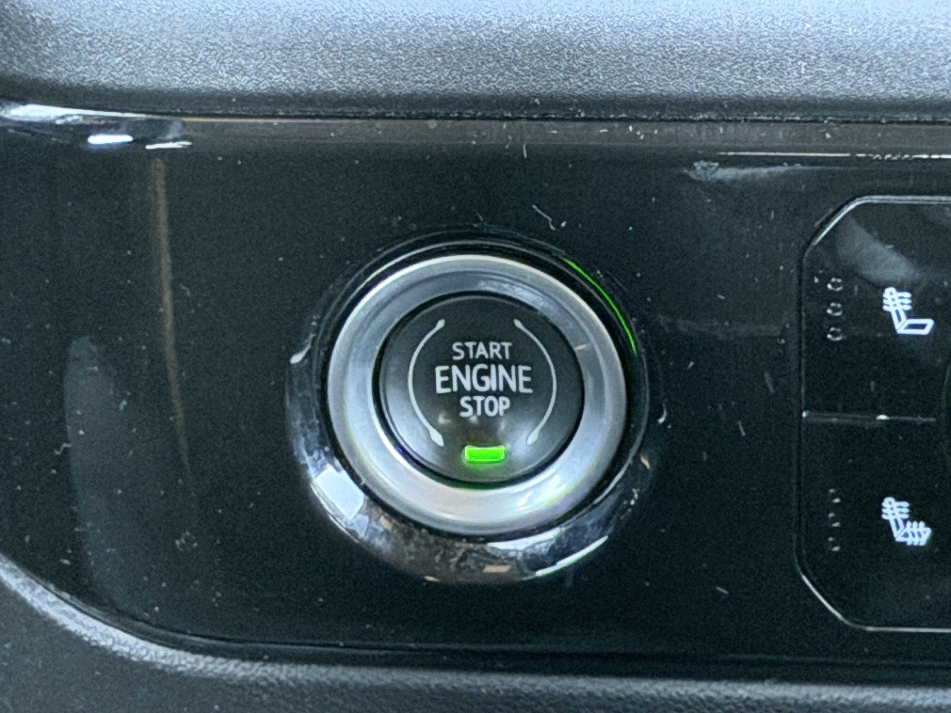 Used 2023 Chevrolet Silverado 1500 LT AWD/4WD image 62