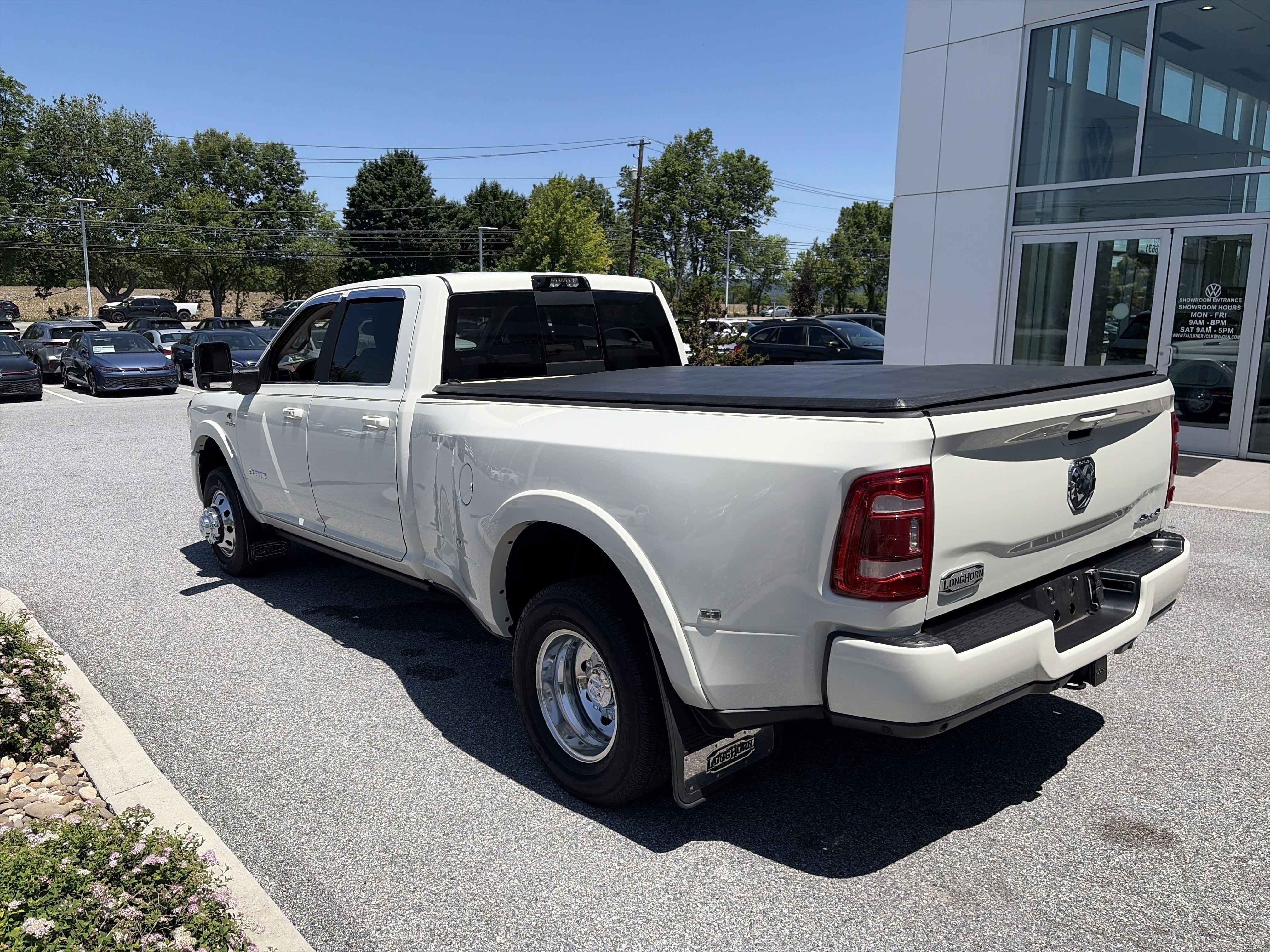 Used 2023 RAM 3500 Limited AWD/4WD image 6