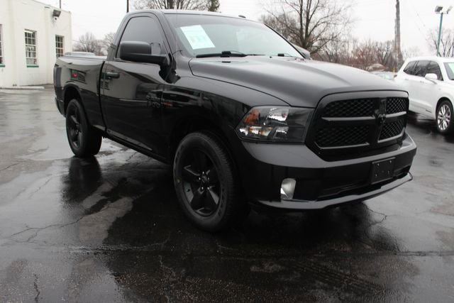 Used 2018 RAM 1500 Express w/ Black Ram 1500 Express Group RWD image 13