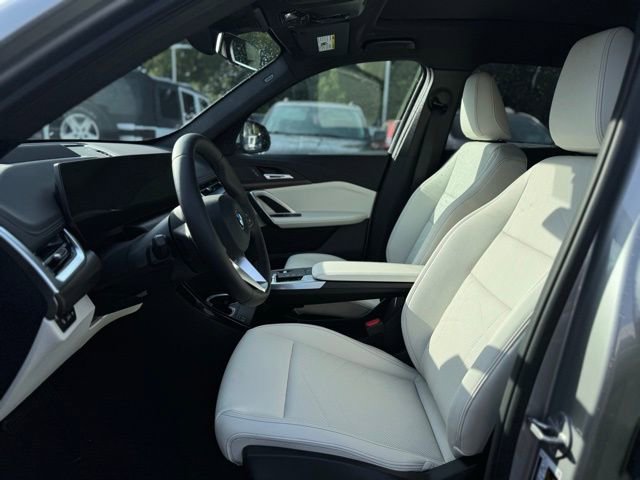 New 2026 BMW X1 xDrive28i w/ Technology Package image 15