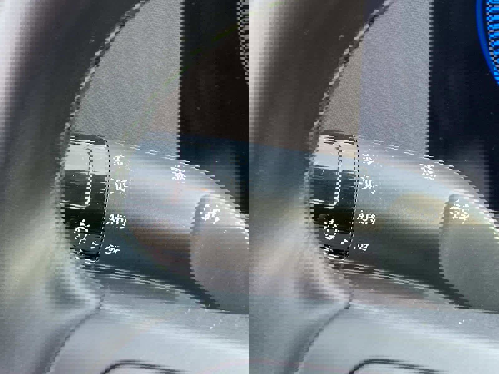 Used 2025 Hyundai Kona SEL image 20