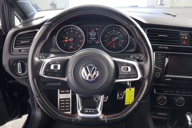 Used 2015 Volkswagen GTI SE image 10