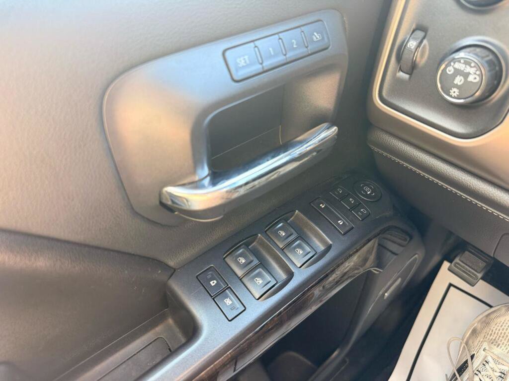 Used 2016 GMC Sierra 1500 Denali w/ Denali Ultimate Package AWD/4WD image 21