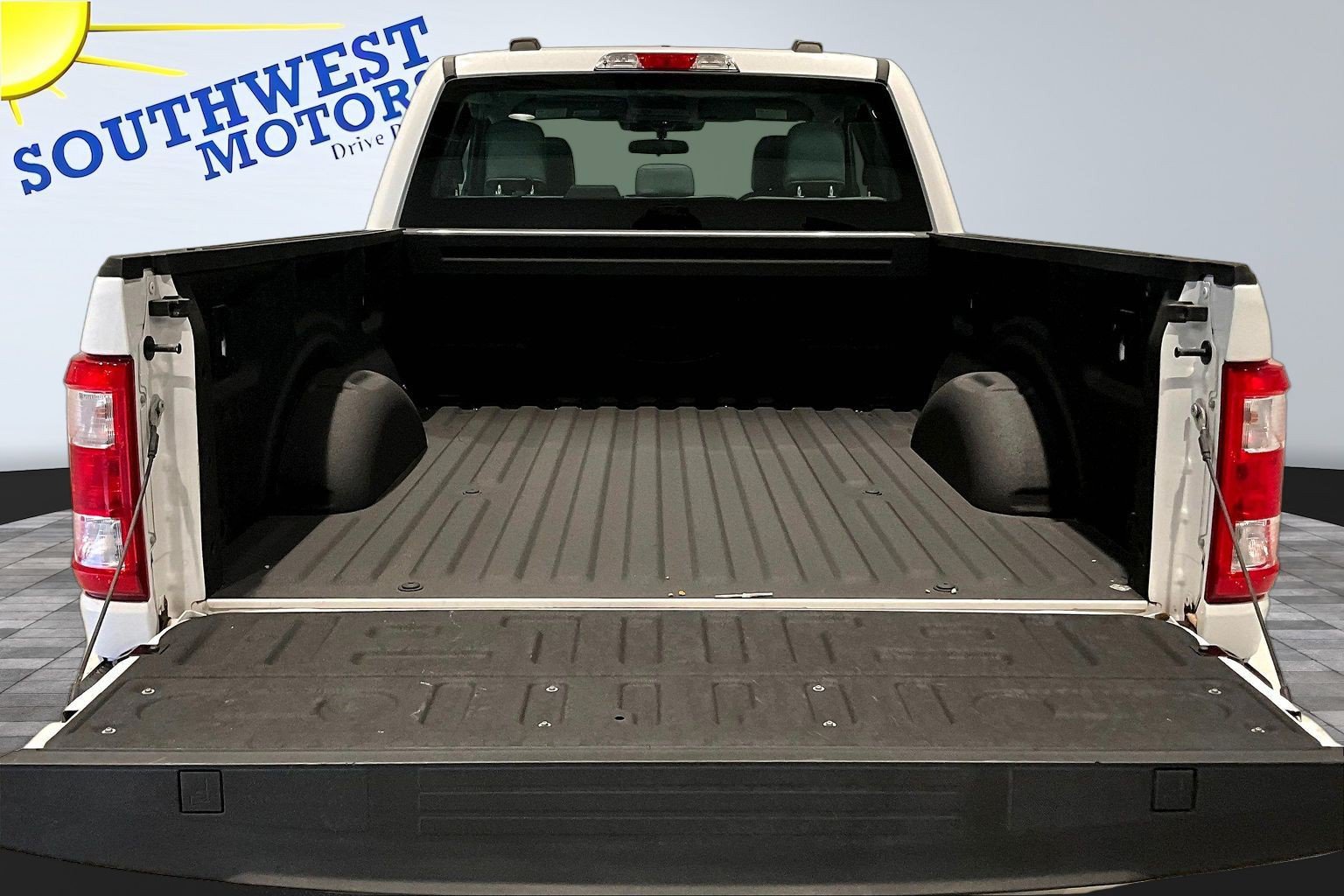 Used 2023 Ford F150 XL AWD/4WD image 7