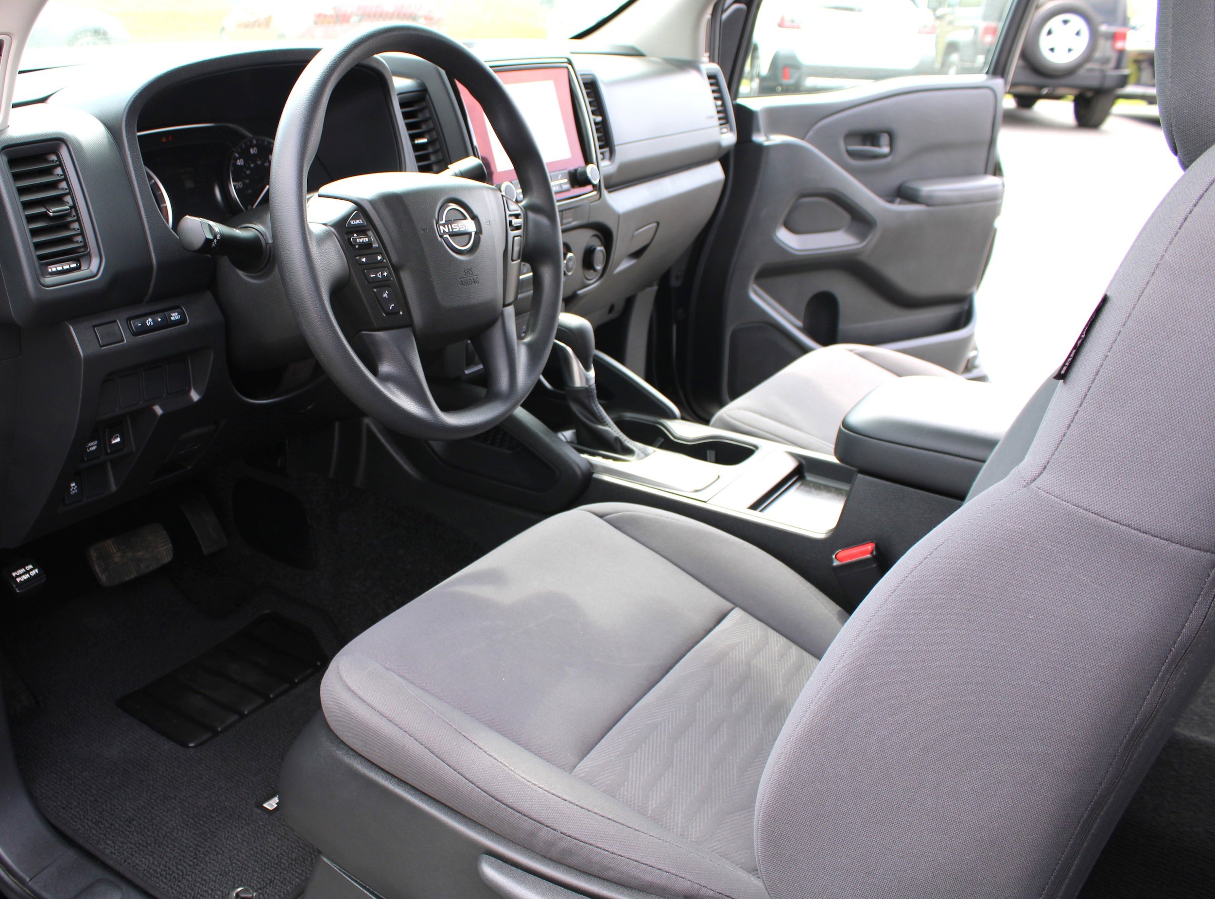 Used 2023 Nissan Frontier S AWD/4WD image 15