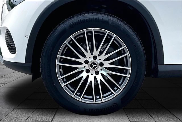 Certified 2026 Mercedes-Benz GLC 300 4MATIC image 38