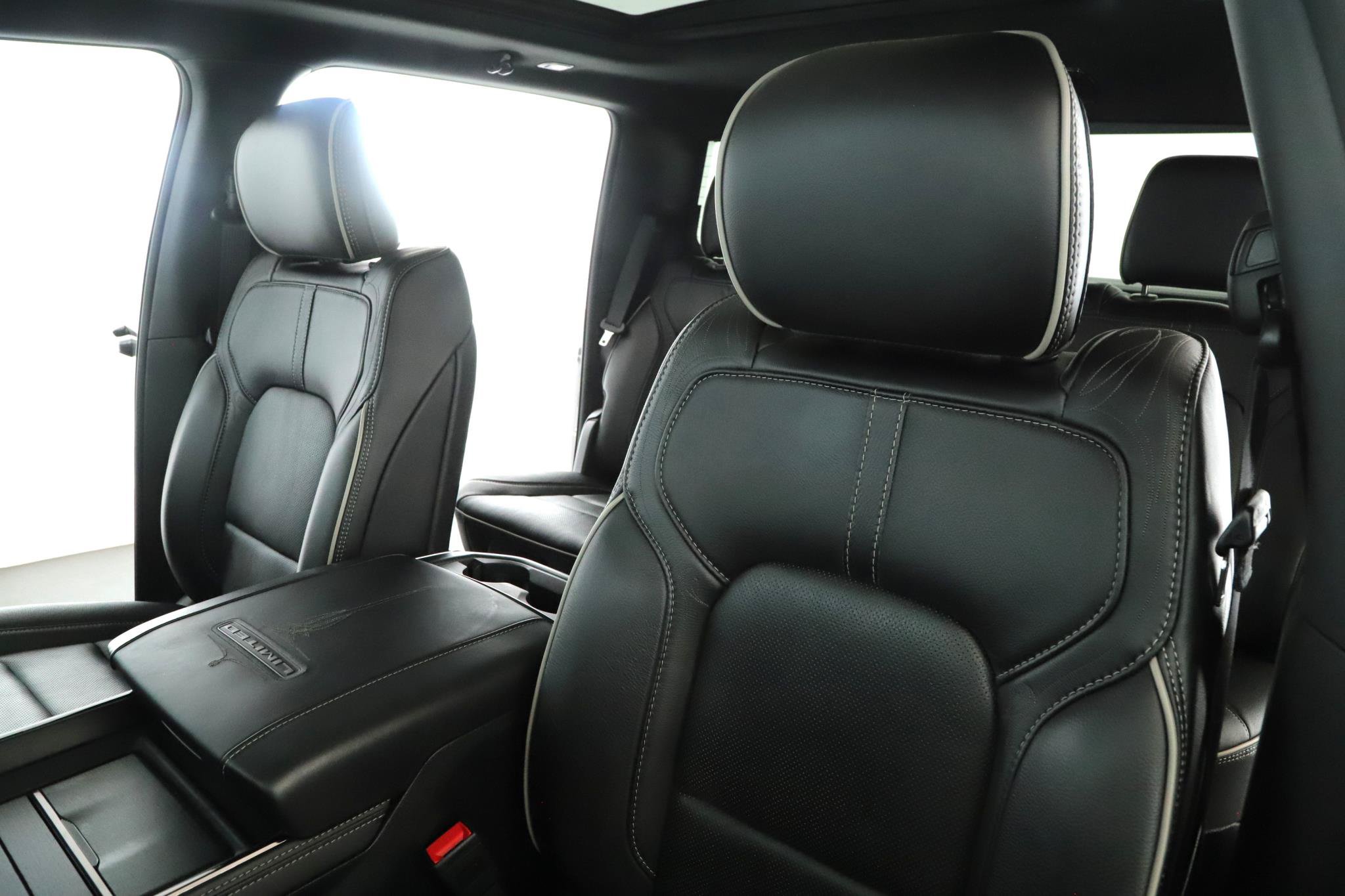 Used 2024 RAM 1500 Limited AWD/4WD image 4