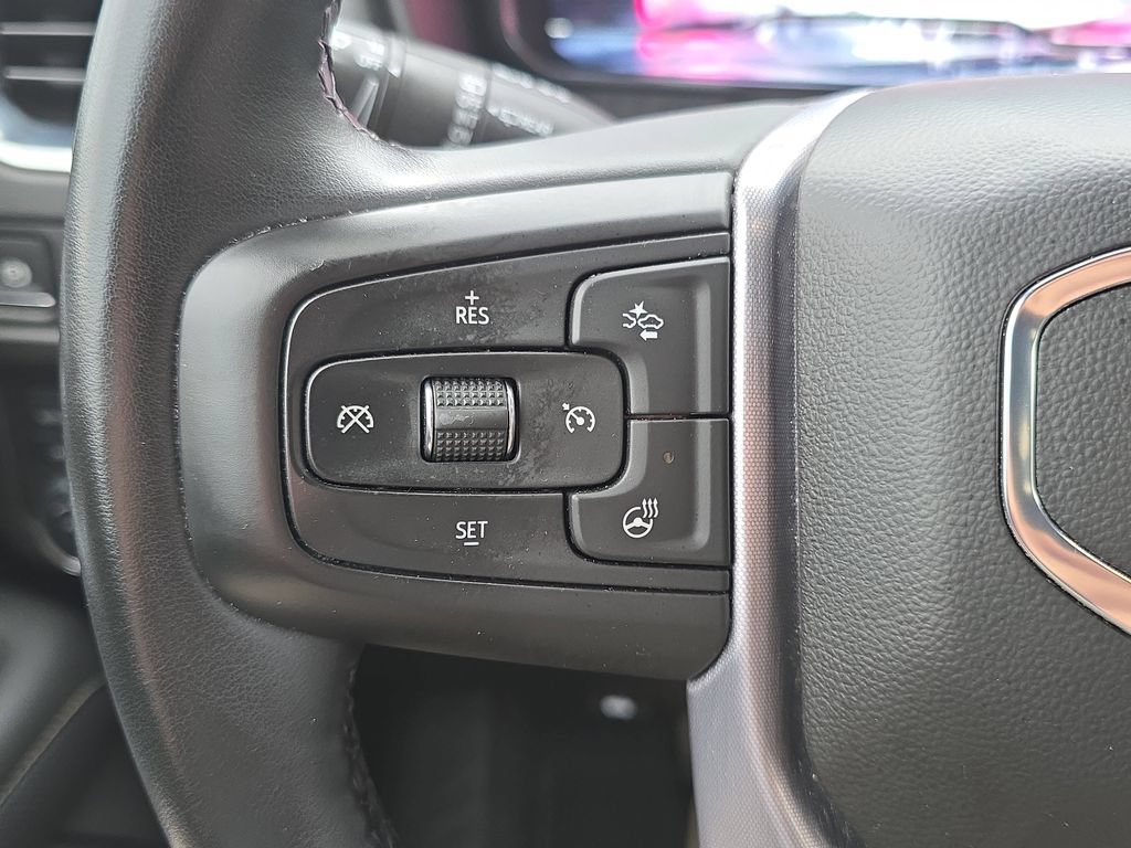 Certified 2024 GMC Yukon SLT w/ SLT Luxury Package AWD/4WD image 19