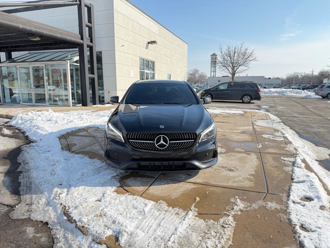 Used 2019 Mercedes-Benz CLA 250 4MATIC image 2
