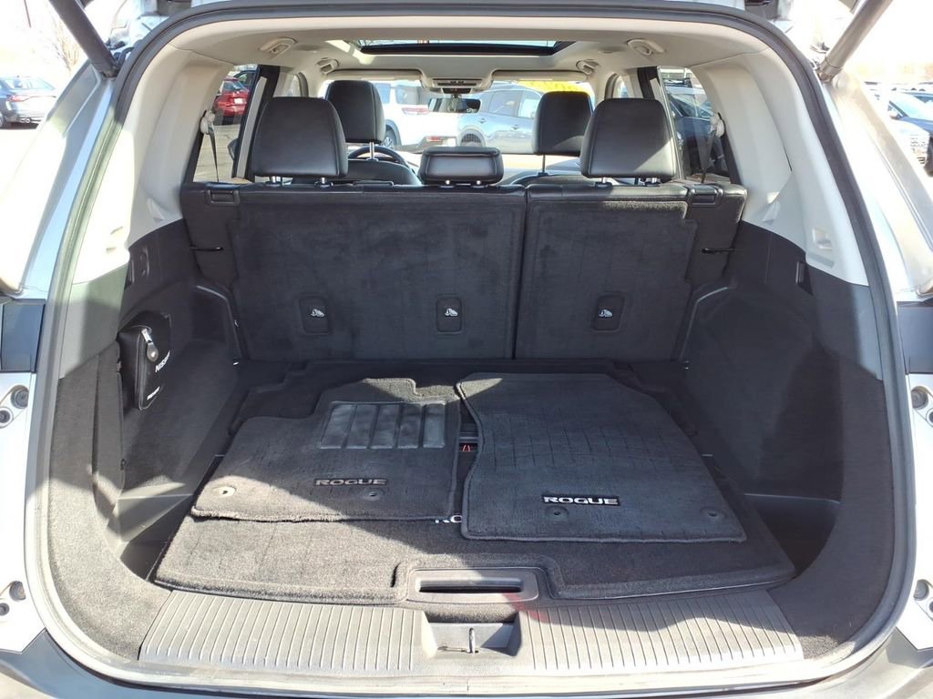 Certified 2023 Nissan Rogue Platinum w/ Platinum Premium Package image 9