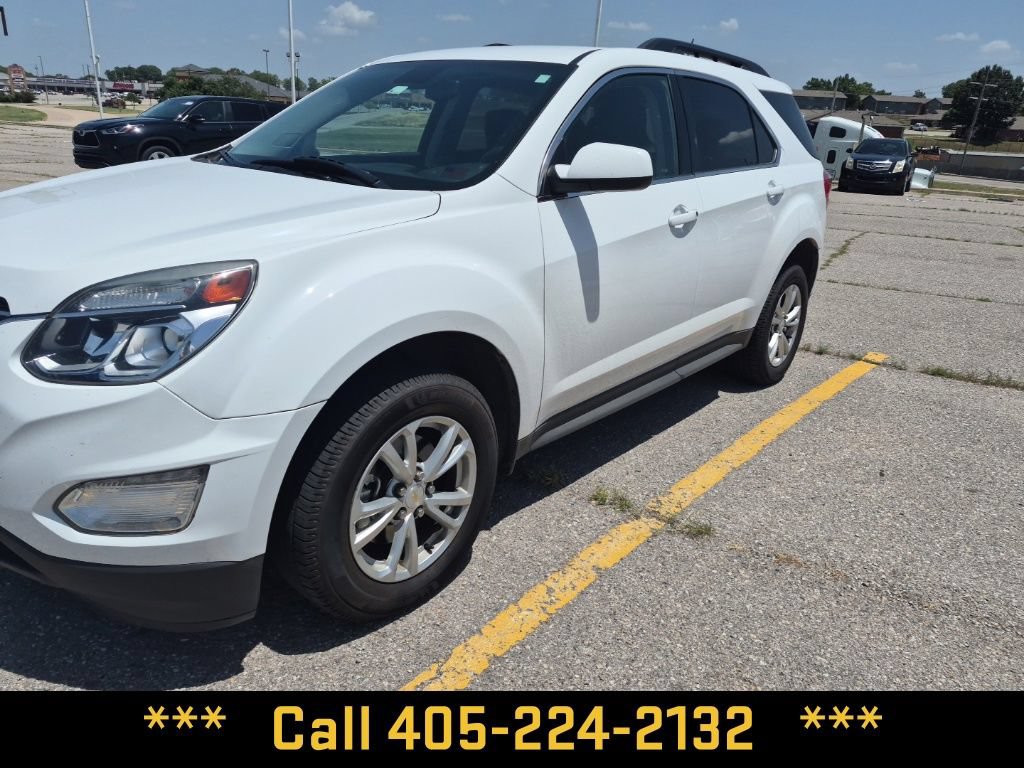 Used 2017 Chevrolet Equinox LT w/ Convenience Package FWD image 3