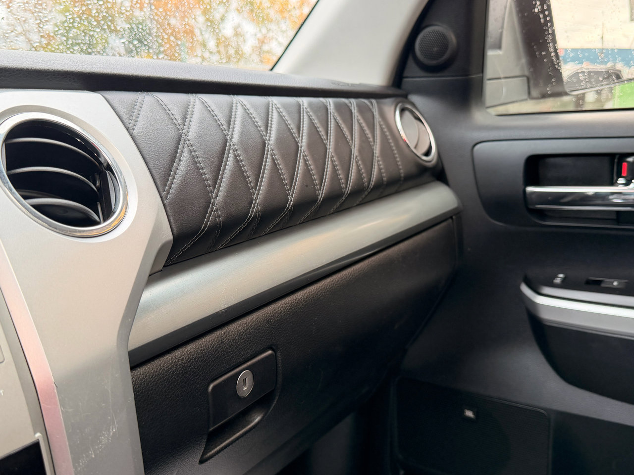 Used 2014 Toyota Tundra Platinum image 36