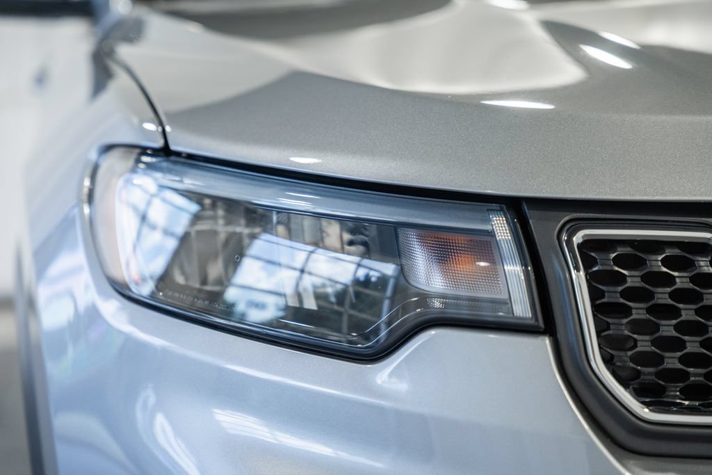 Certified 2023 Jeep Compass Latitude AWD/4WD image 12