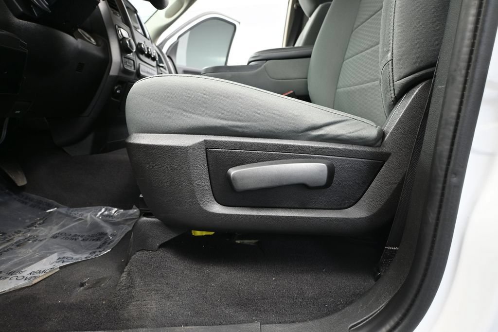 Used 2019 RAM 1500 Express w/ Express Value Package AWD/4WD image 16