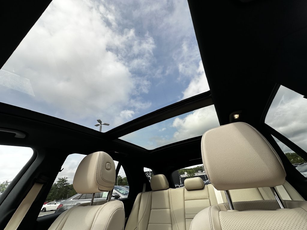 Certified 2024 Mercedes-Benz GLE 450 4MATIC image 33