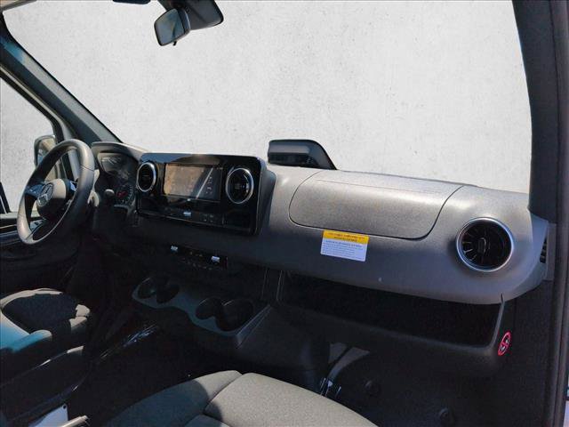 Certified 2025 Mercedes-Benz Sprinter 2500 image 22