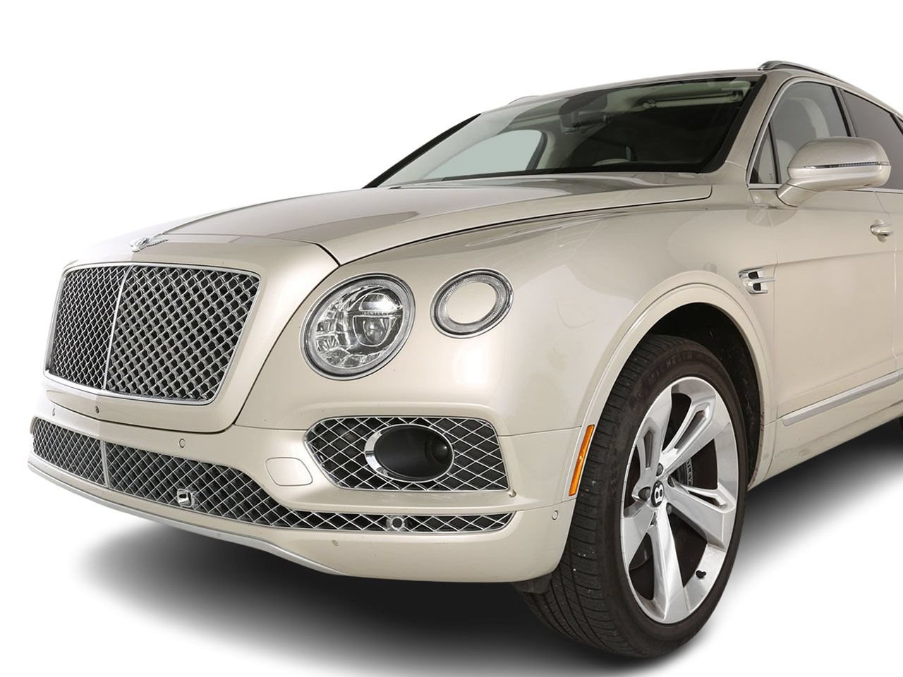 Used 2018 Bentley Bentayga AWD/4WD image 8