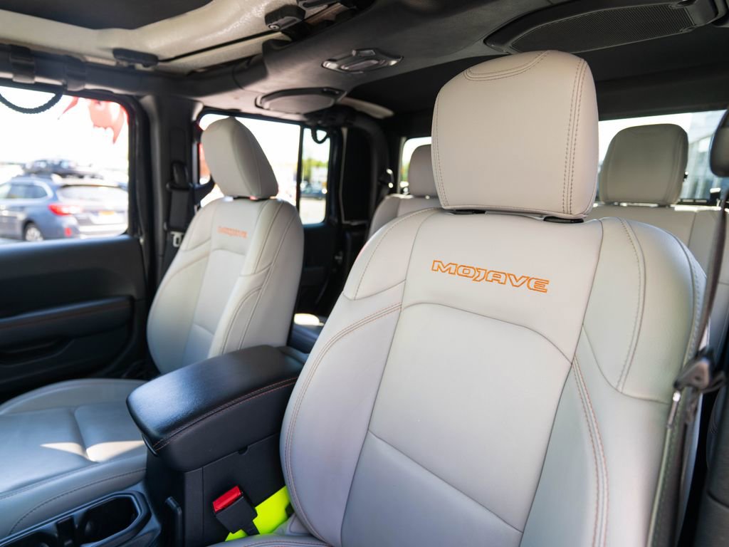 Used 2021 Jeep Gladiator Mojave AWD/4WD image 4