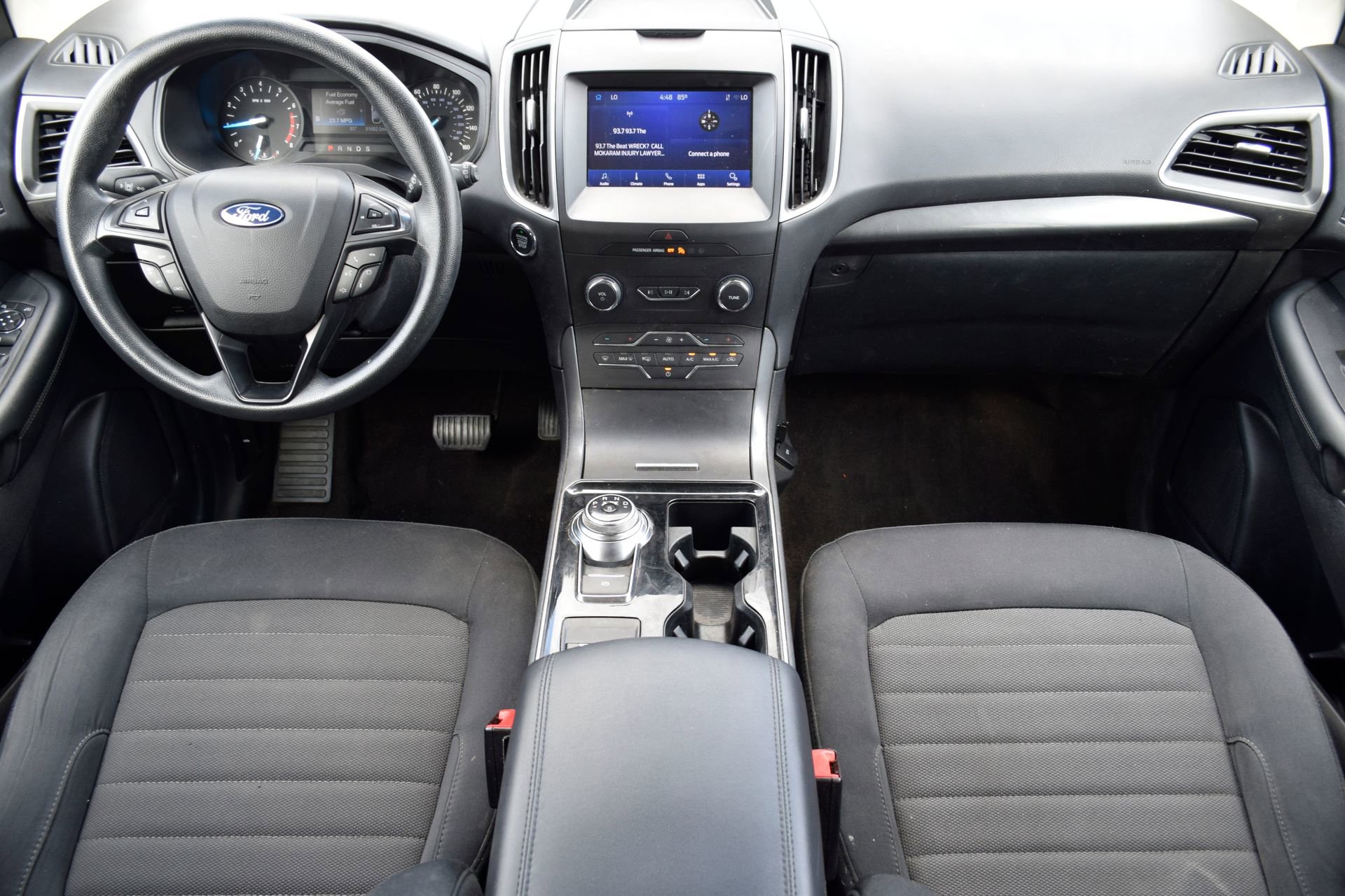 Certified 2020 Ford Edge SE image 7
