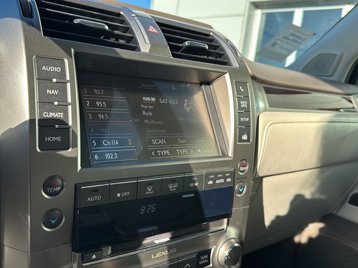 Used 2018 Lexus GX 460 Luxury image 22