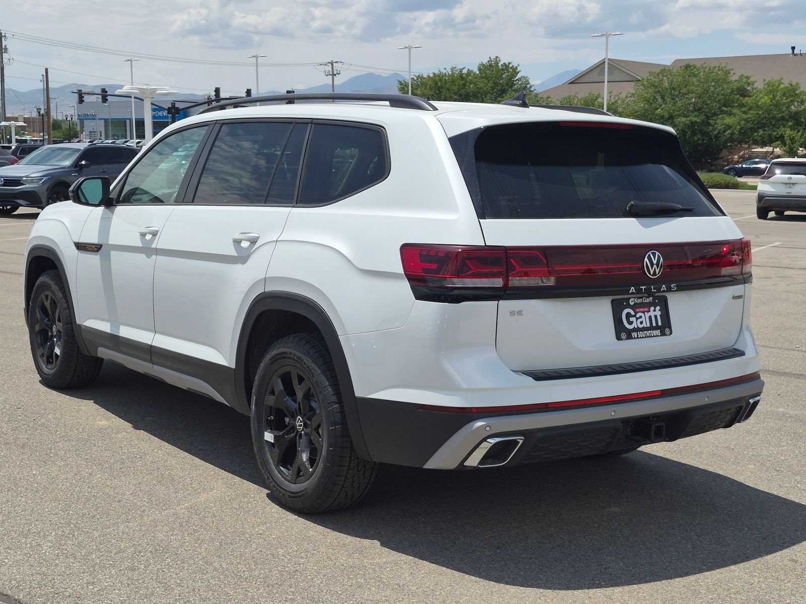 New 2026 Volkswagen Atlas Peak Edition AWD/4WD image 5