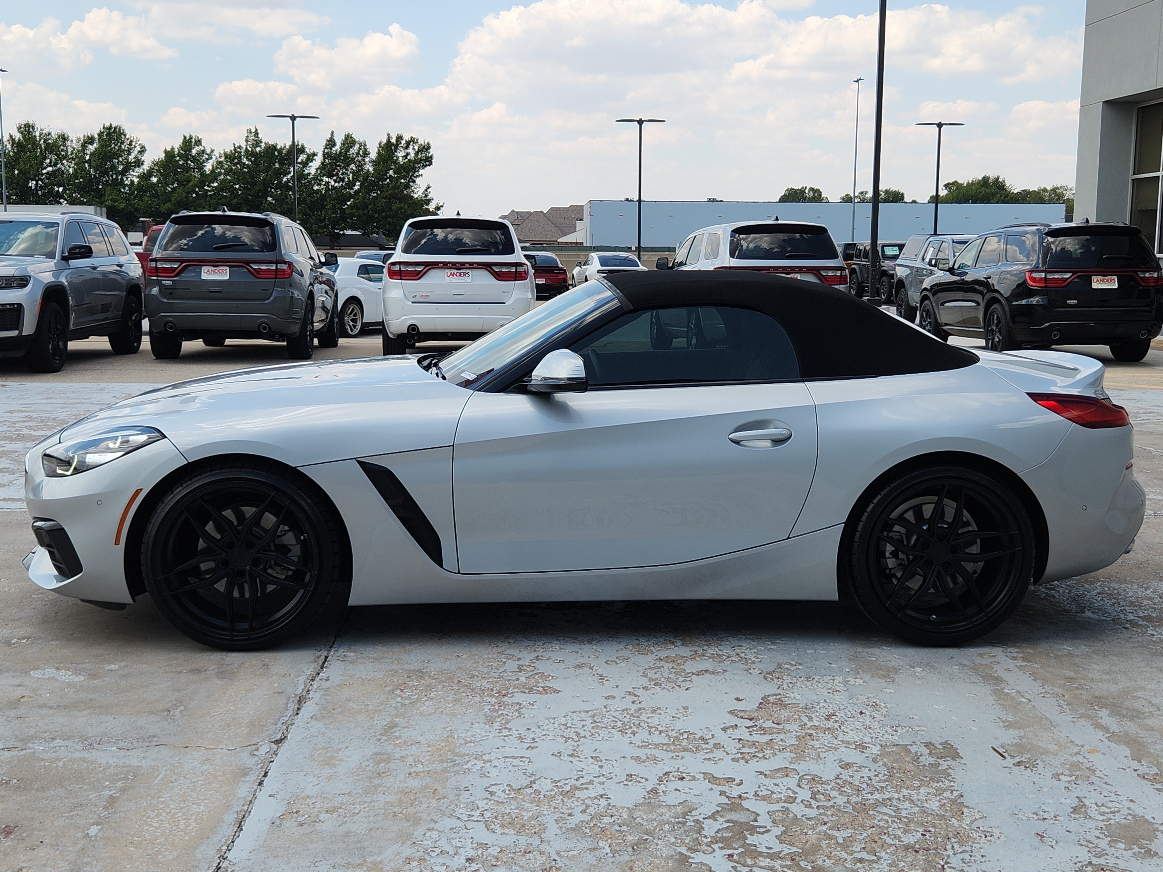 Used 2019 BMW Z4 sDrive30i w/ Executive Package RWD image 4