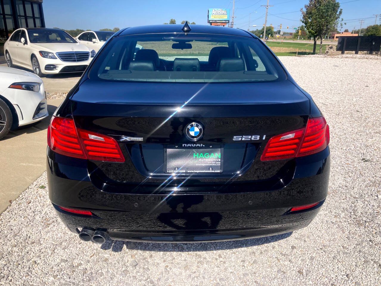 Used 2015 BMW 528i xDrive Sedan AWD/4WD image 12