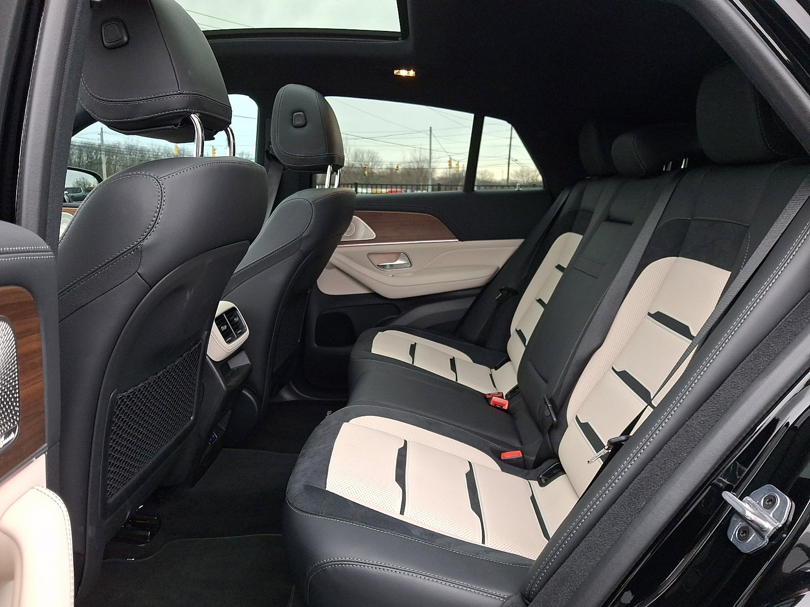 Used 2024 Mercedes-Benz GLE 53 AMG 4MATIC Coupe image 10