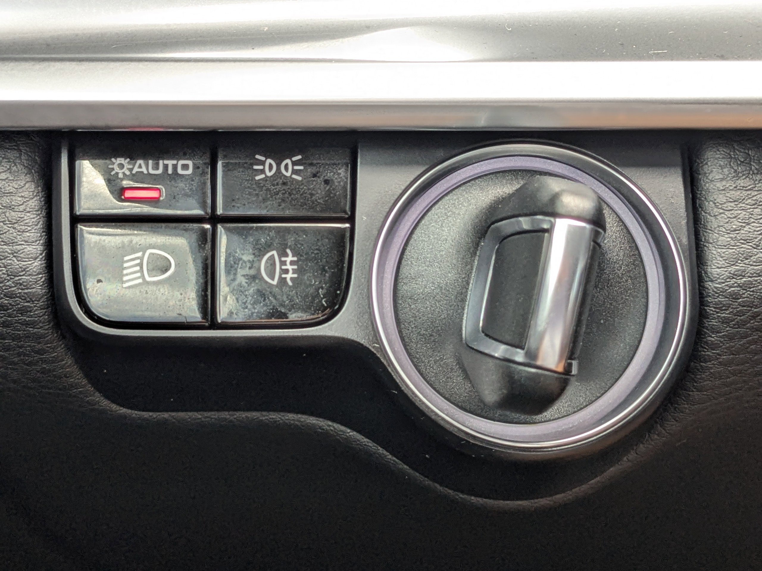 Used 2018 Porsche Panamera 4S w/ Premium Package Plus image 28