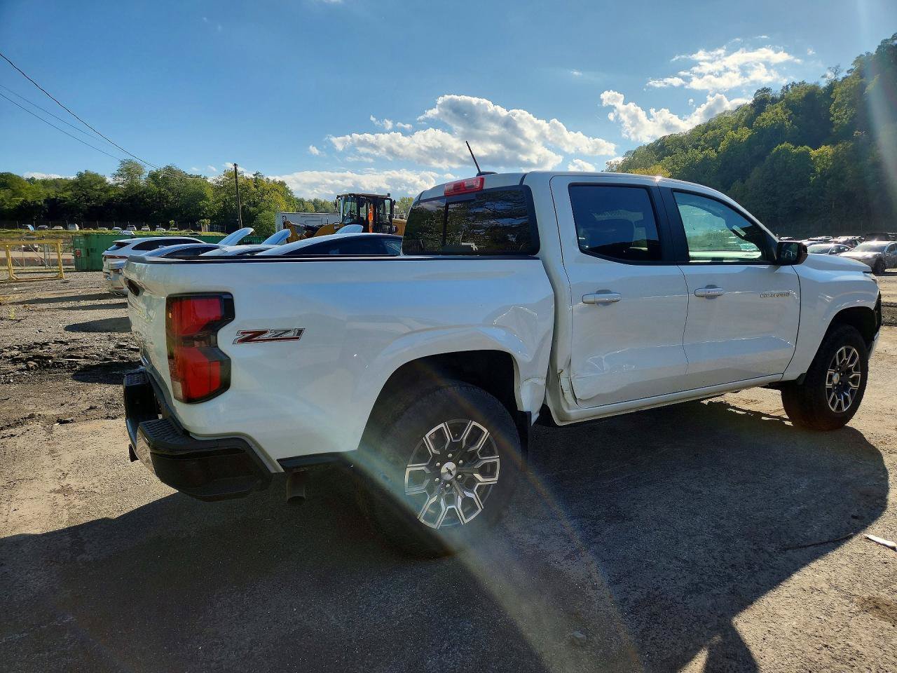 Used 2024 Chevrolet Colorado Z71 w/ Advanced Trailering Package AWD/4WD image 5