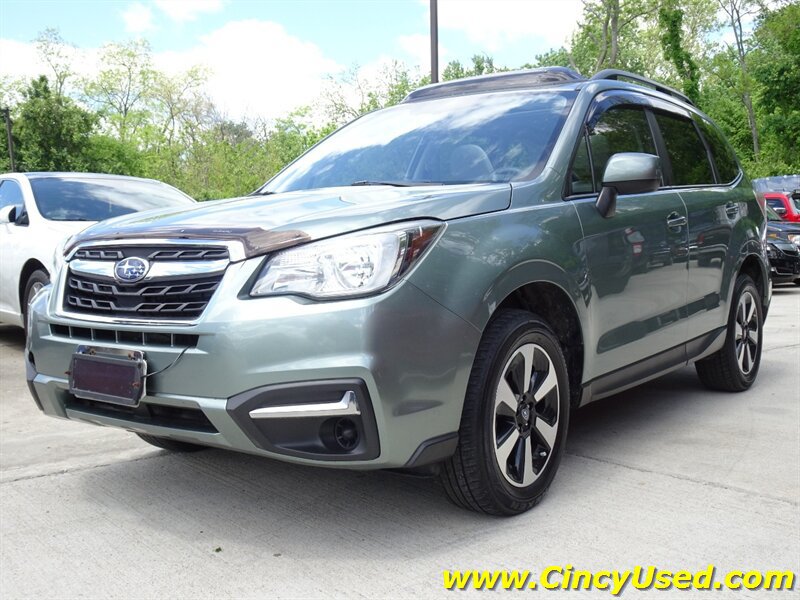 Used 2017 Subaru Forester 2.5i Premium w/ Popular Package #2A AWD/4WD image 3
