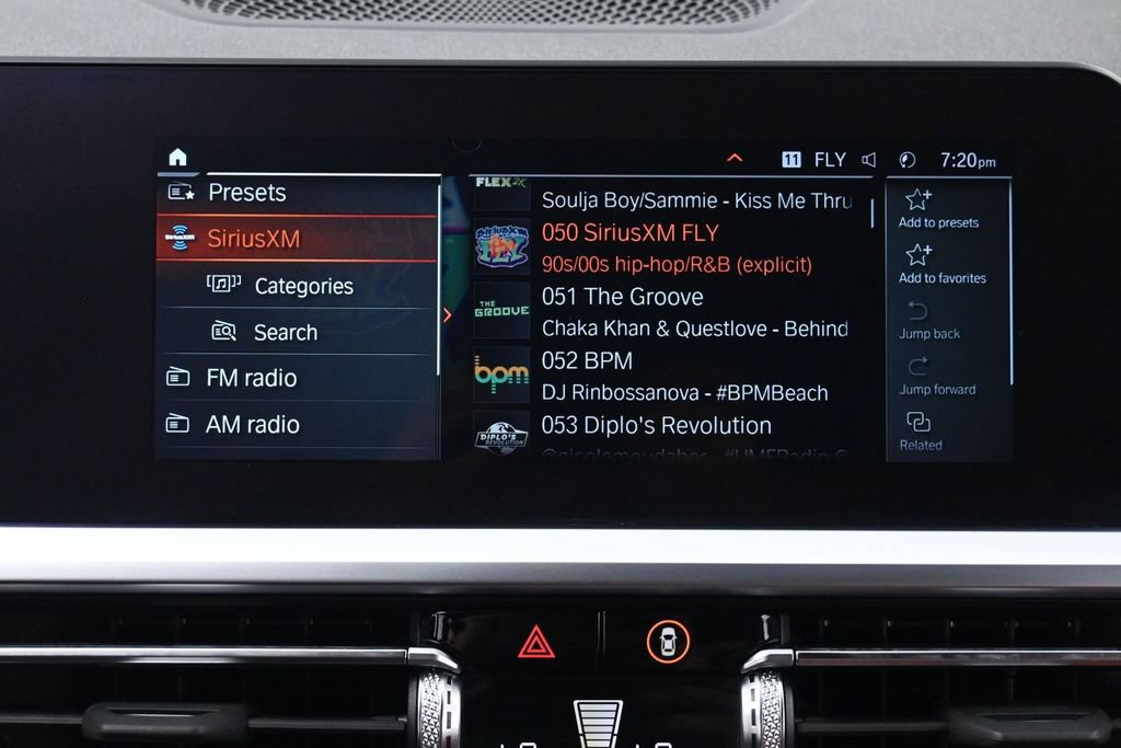 Used 2023 BMW M440i Coupe w/ Parking Assistance Package RWD image 26