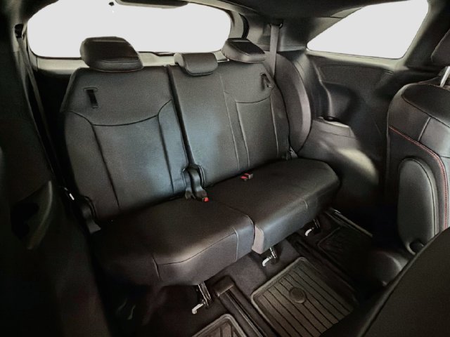 Certified 2025 Toyota Sienna XSE AWD/4WD image 22