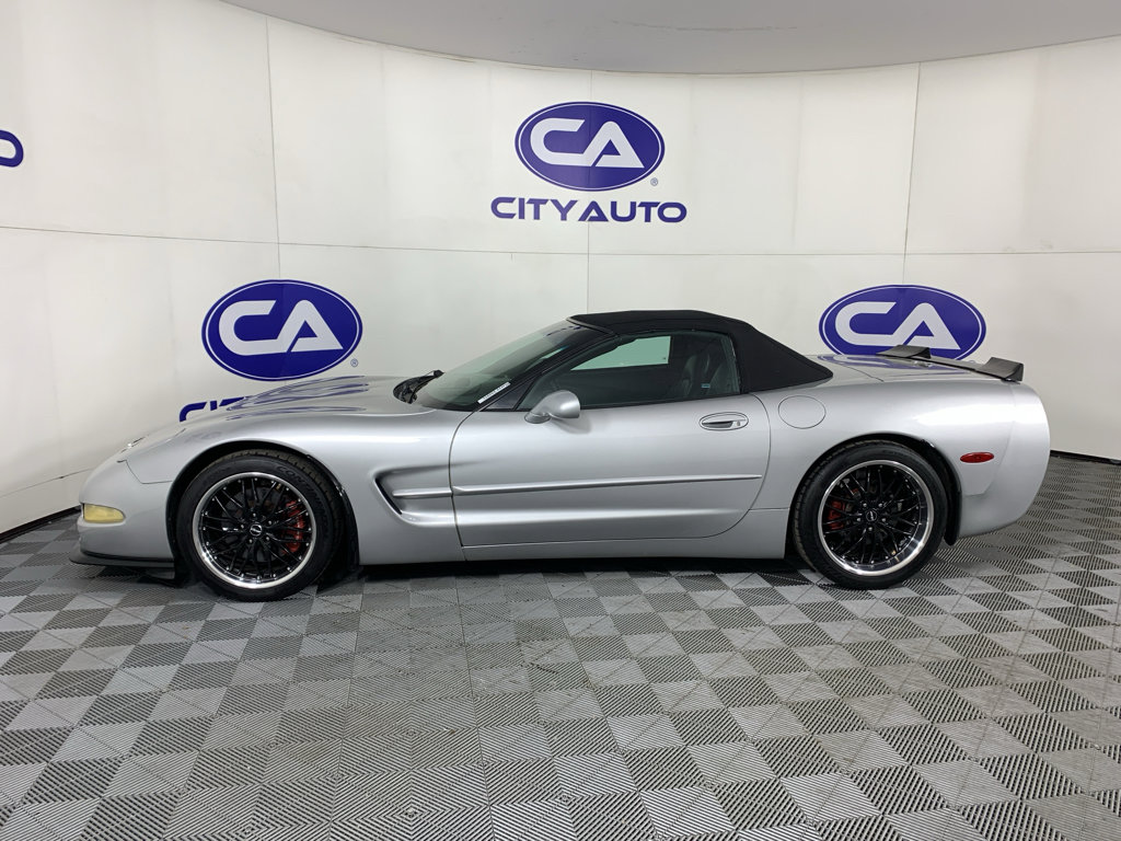 Used 1999 Chevrolet Corvette Convertible w/ Memory Pkg image 6