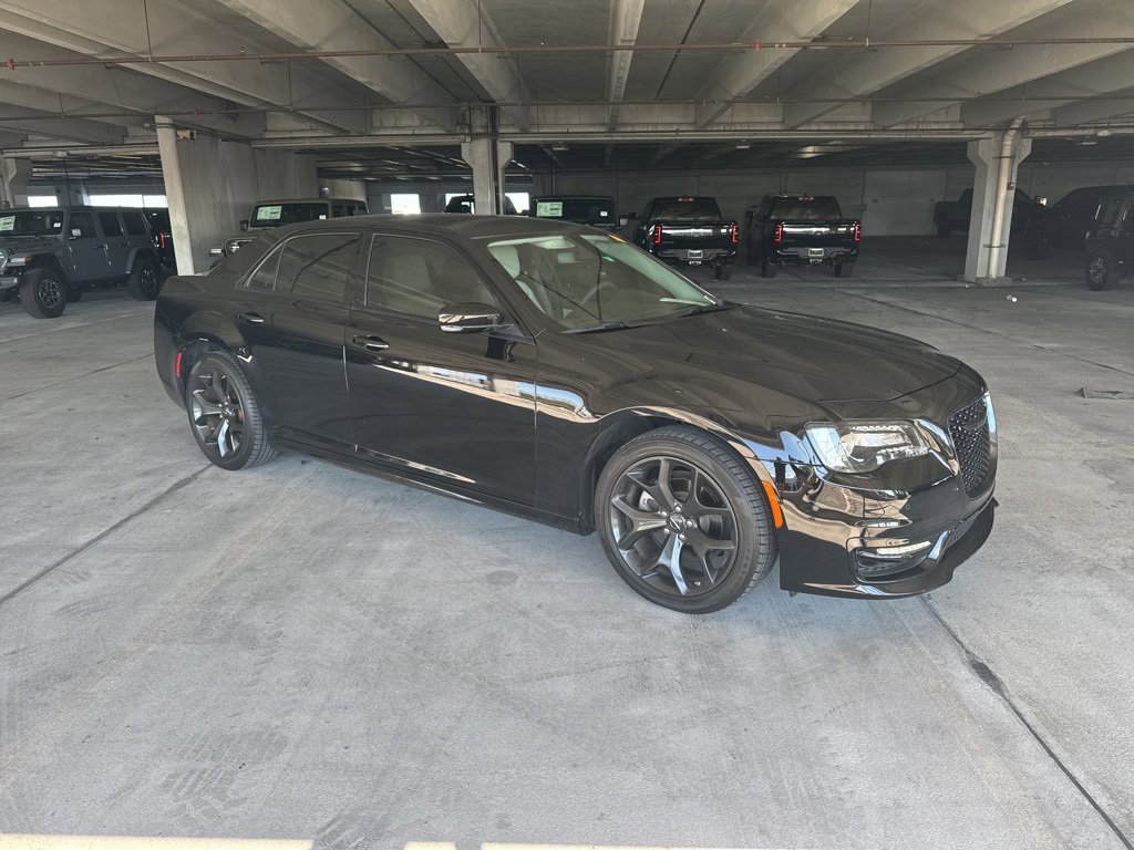 Used 2023 Chrysler 300 Touring L