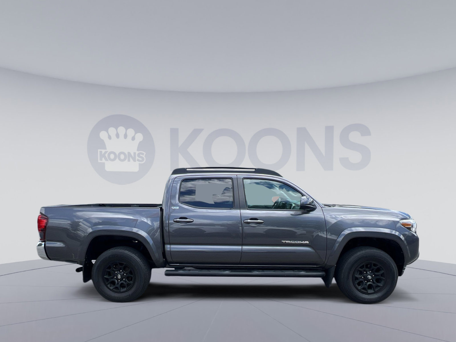 Used 2021 Toyota Tacoma SR5 AWD/4WD image 4