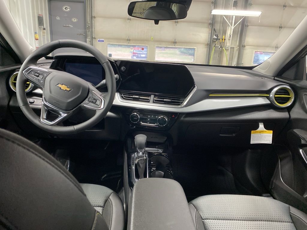 New 2026 Chevrolet Trax LT FWD image 16