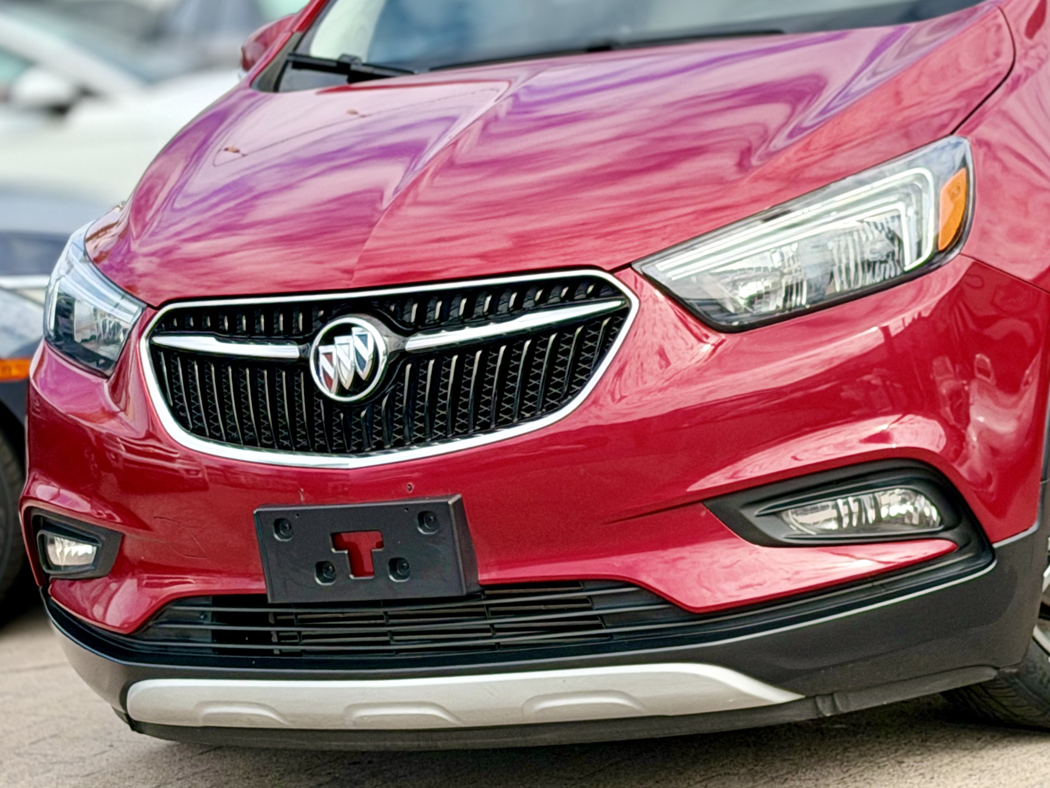 Used 2019 Buick Encore Sport Touring w/ Safety Package FWD image 7