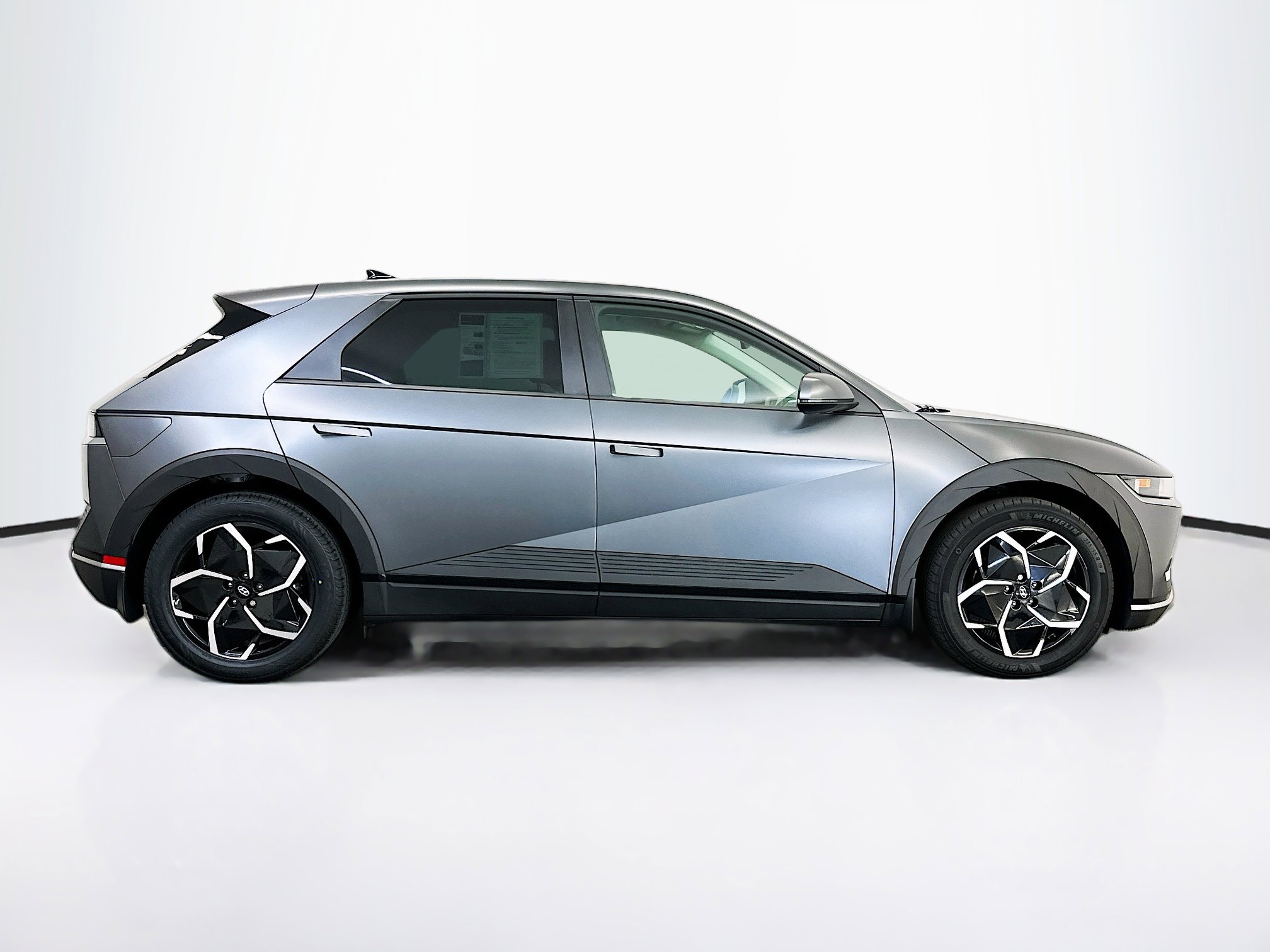 Used 2024 Hyundai Ioniq 5 SEL AWD/4WD image 10